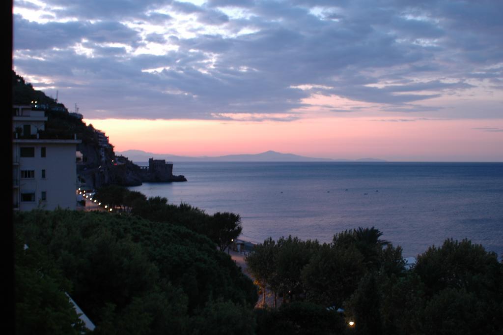 Tizi Apartments Maiori Buitenkant foto