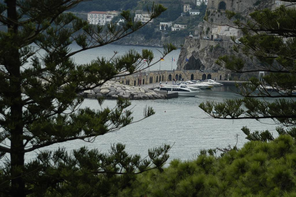 Tizi Apartments Maiori Buitenkant foto